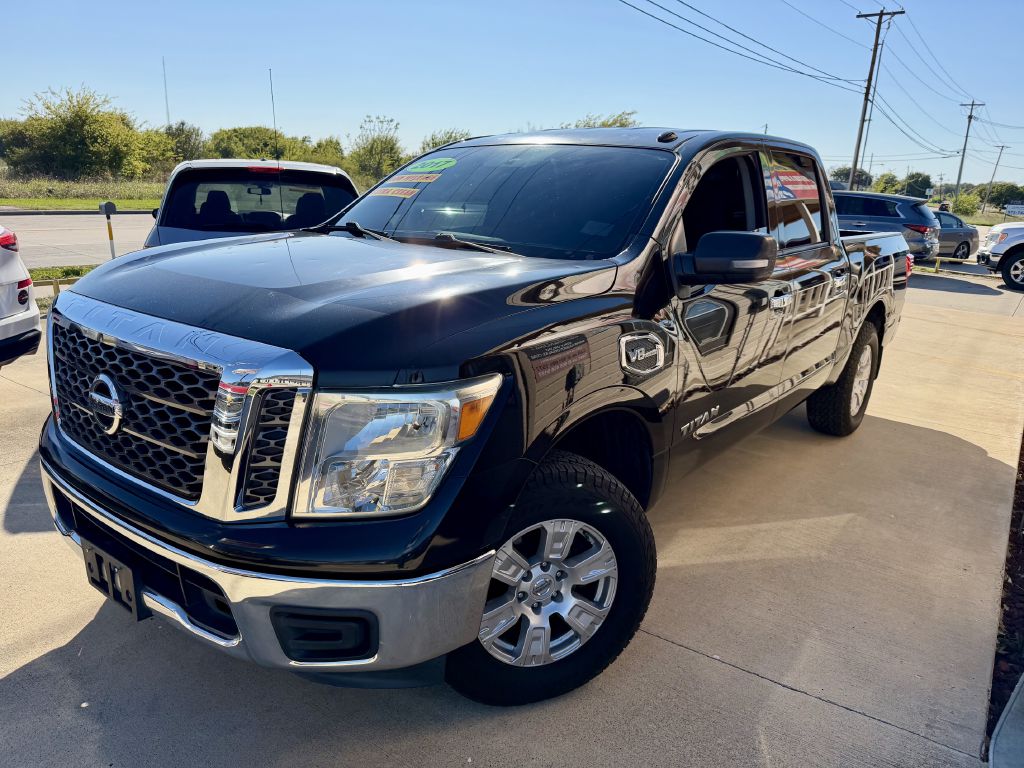 Photo 3 of this NISSAN TITAN