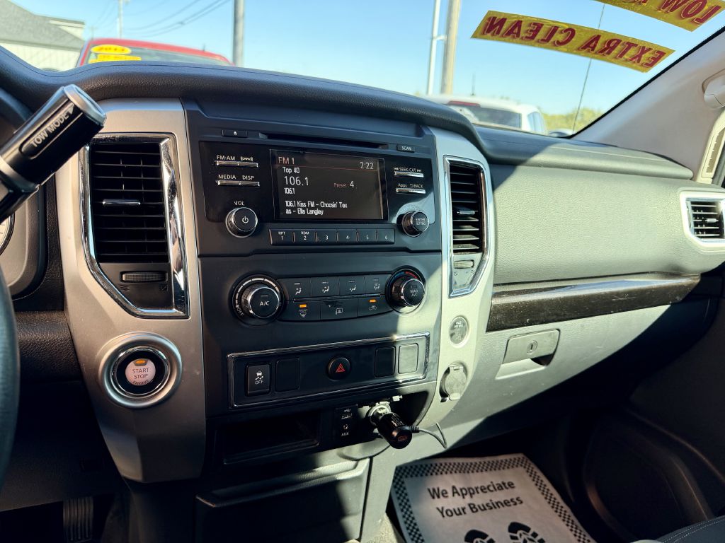 Photo 32 of this NISSAN TITAN