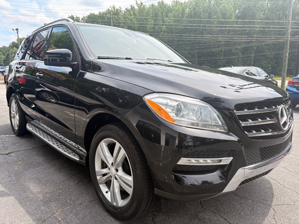 Black 2015 Mercedes-Benz M-Class ML 350 4MATIC SUV / Crossover All-Wheel Drive Automatic