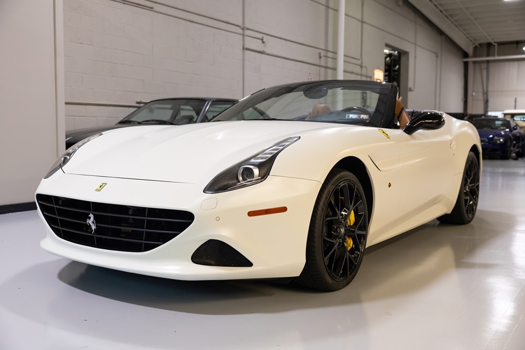 2016 Ferrari California Base