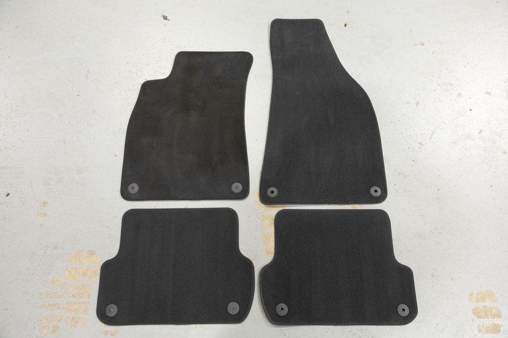 2007 Audi RS4 Base - Photo 81