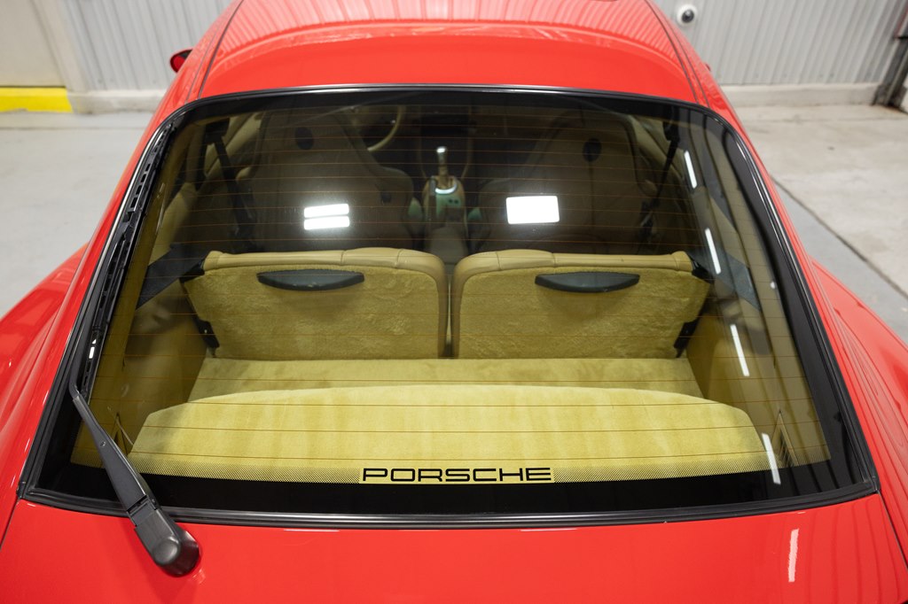 Photo 64 of this PORSCHE 911