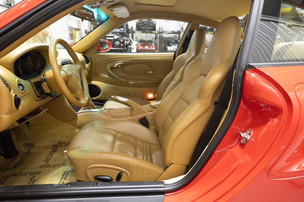 Photo 16 of this PORSCHE 911