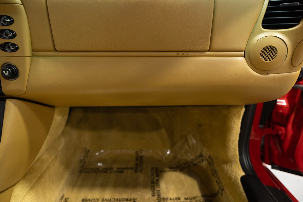 Photo 50 of this PORSCHE 911