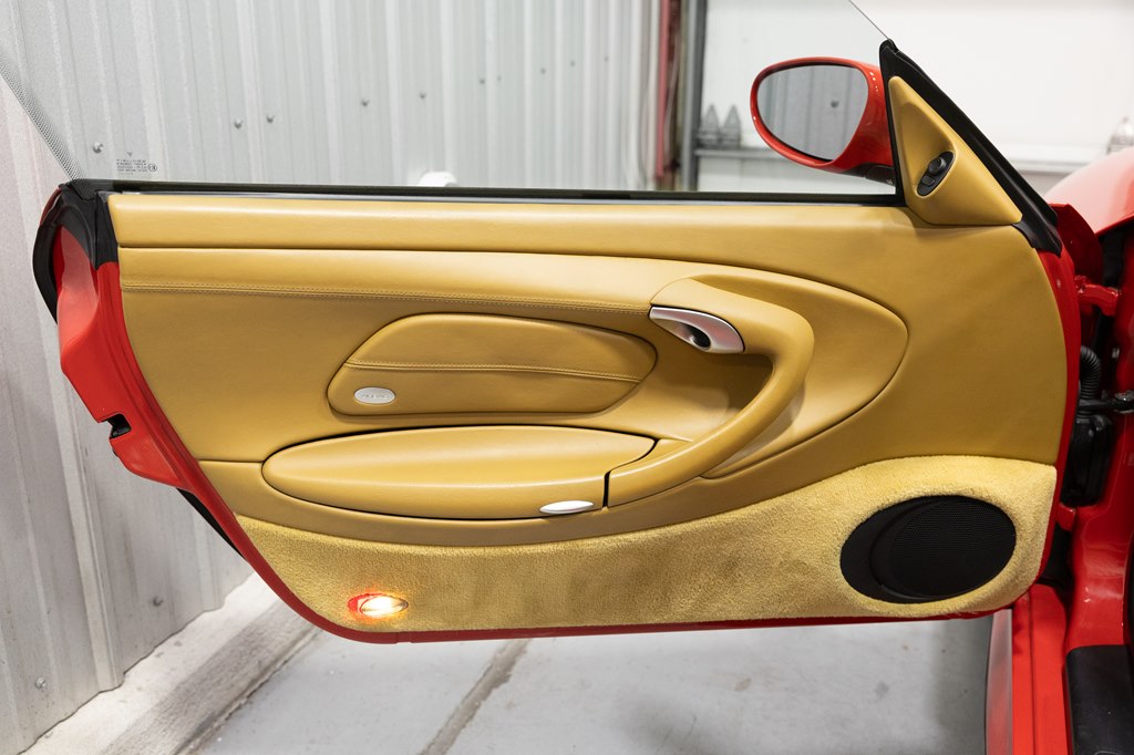 Photo 24 of this PORSCHE 911