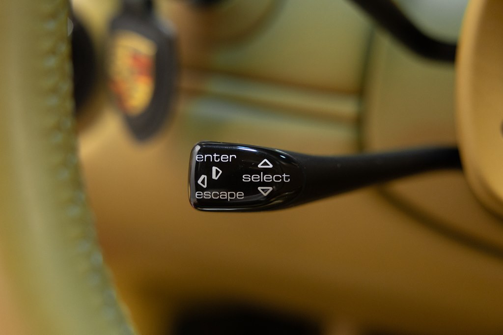 Photo 39 of this PORSCHE 911