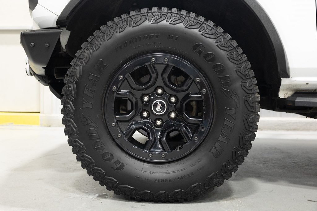 Photo 53 of this FORD BRONCO