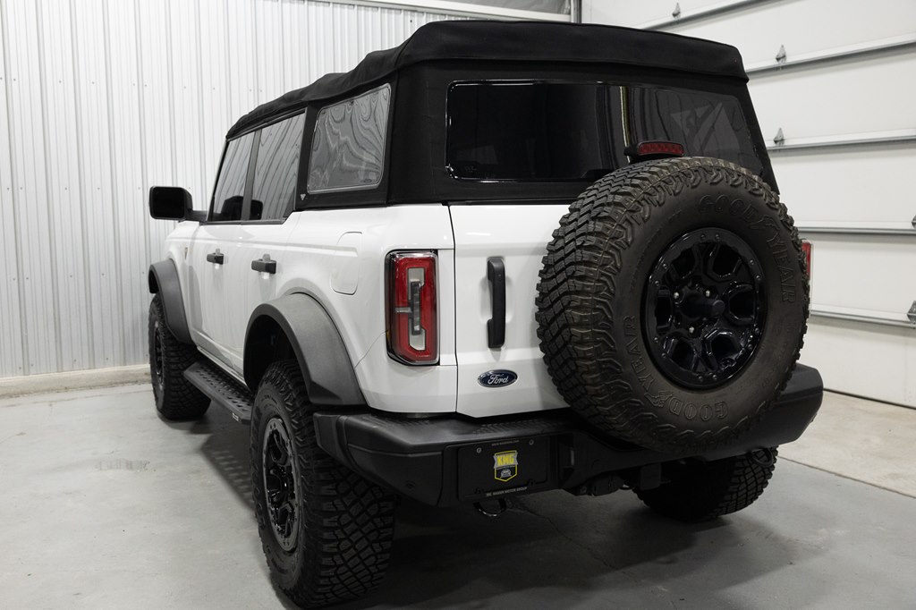 Photo 4 of this FORD BRONCO