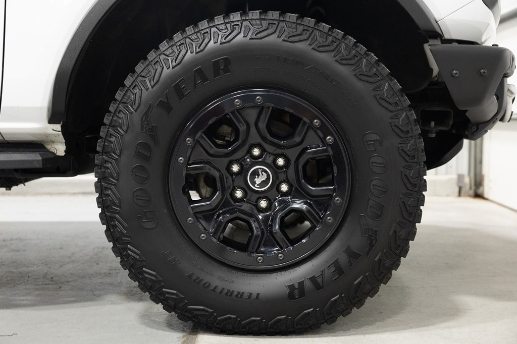 Photo 52 of this FORD BRONCO