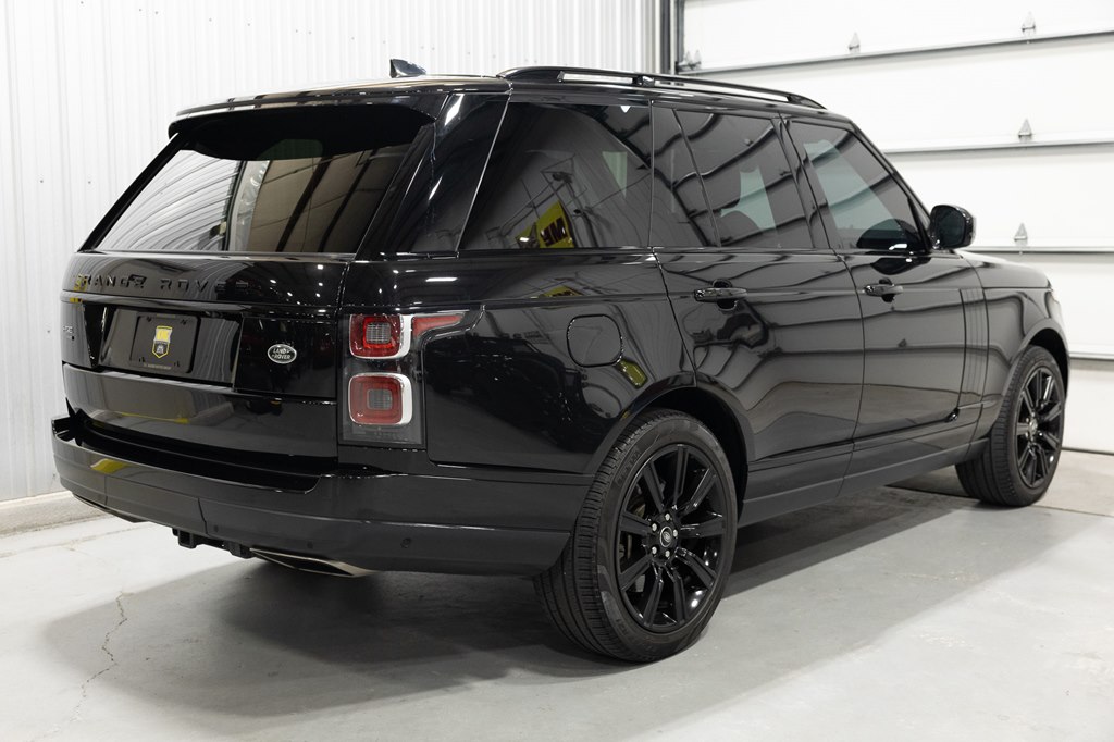 Photo 8 of this LAND ROVER RANGE ROVER