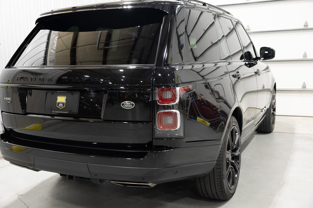 Photo 9 of this LAND ROVER RANGE ROVER