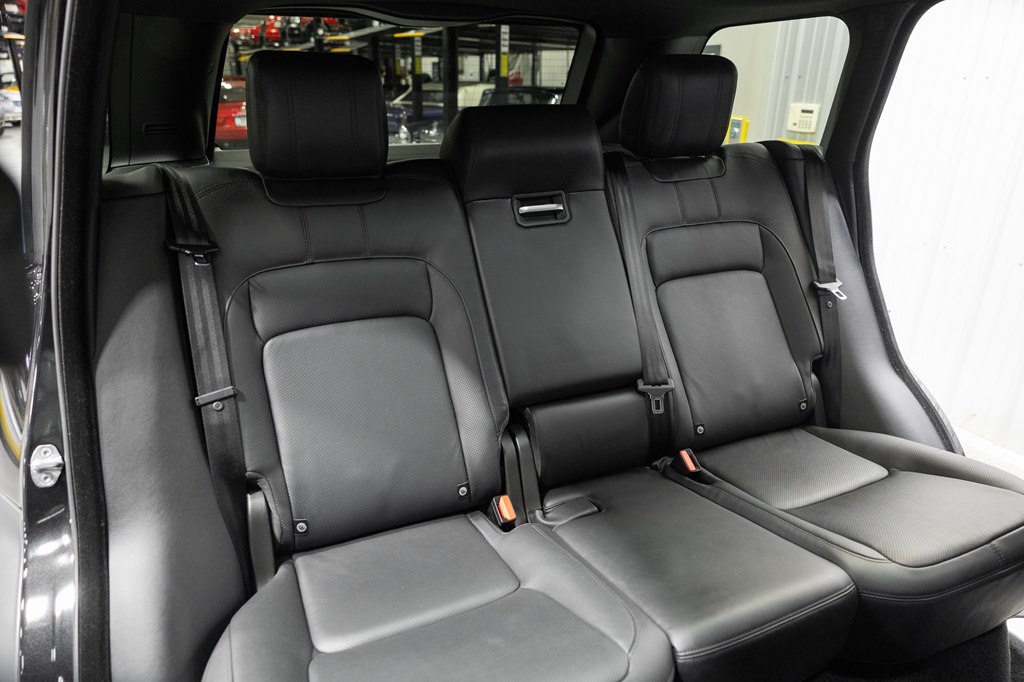 Photo 22 of this LAND ROVER RANGE ROVER