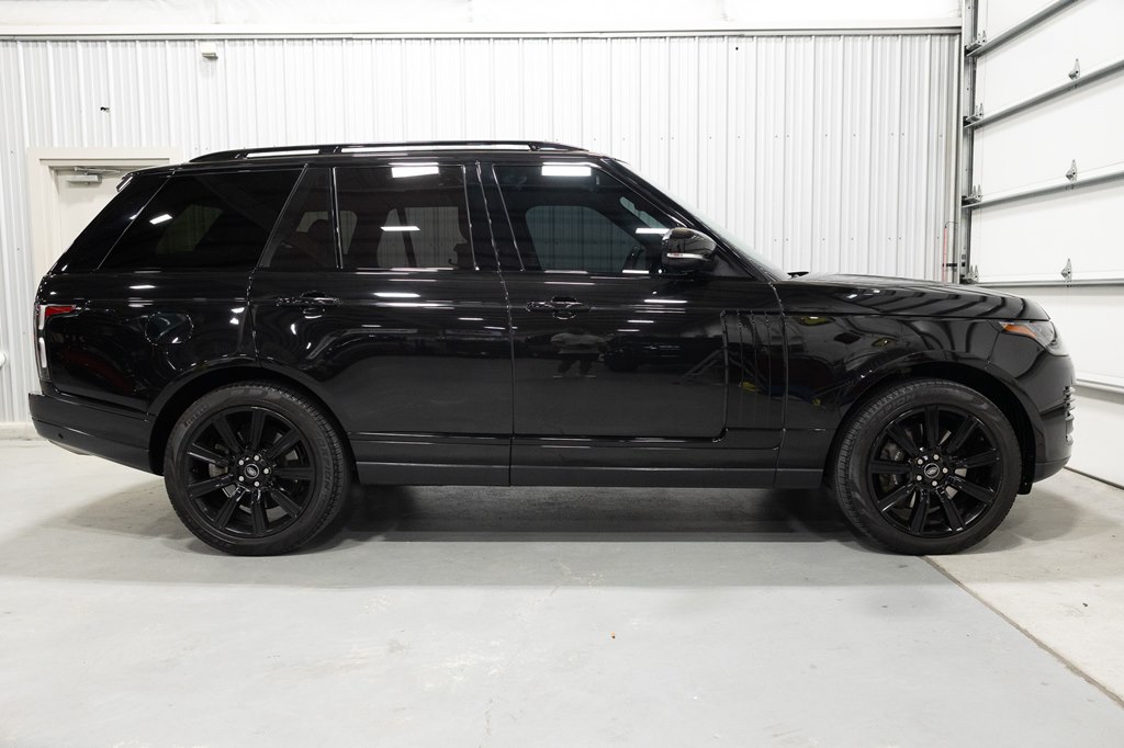Photo 10 of this LAND ROVER RANGE ROVER