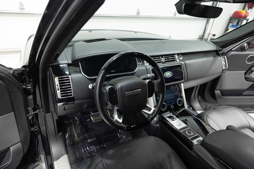 Photo 15 of this LAND ROVER RANGE ROVER