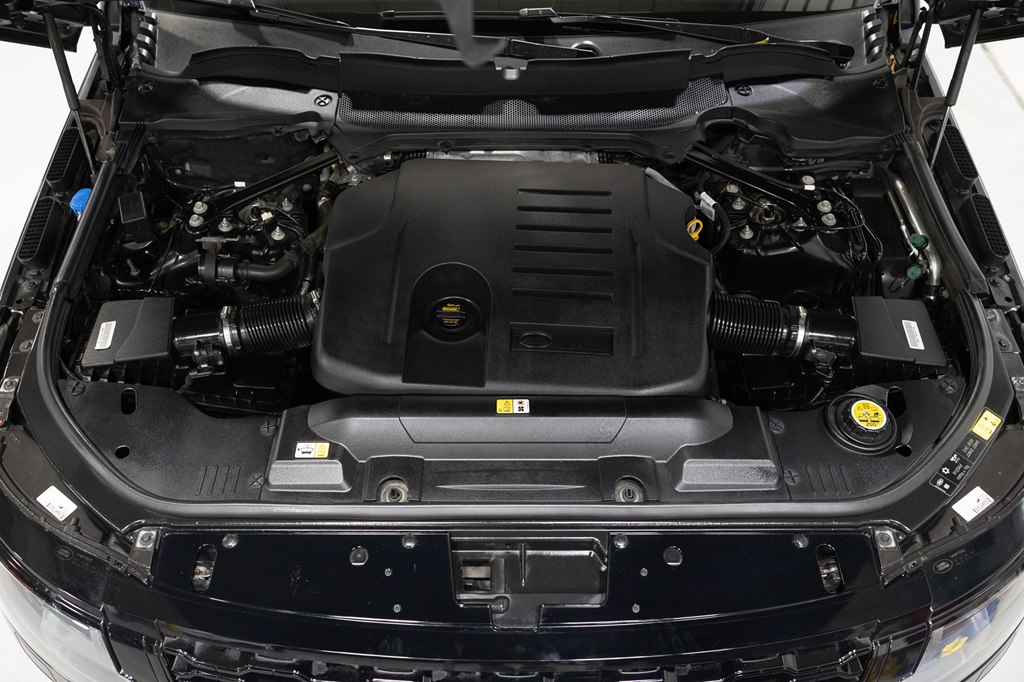 Photo 67 of this LAND ROVER RANGE ROVER