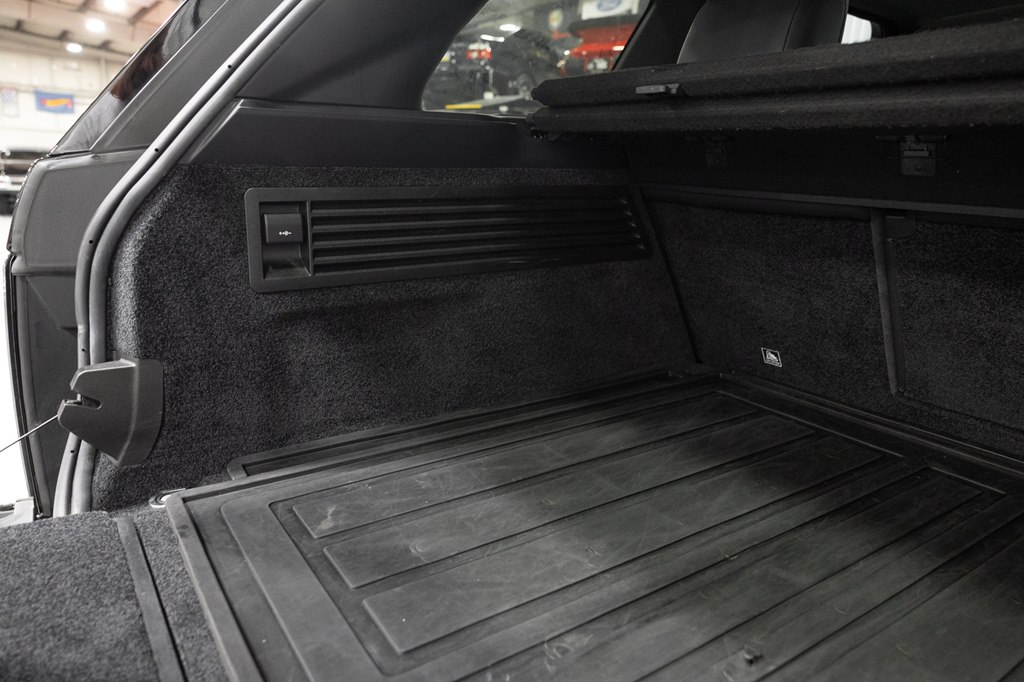 Photo 71 of this LAND ROVER RANGE ROVER