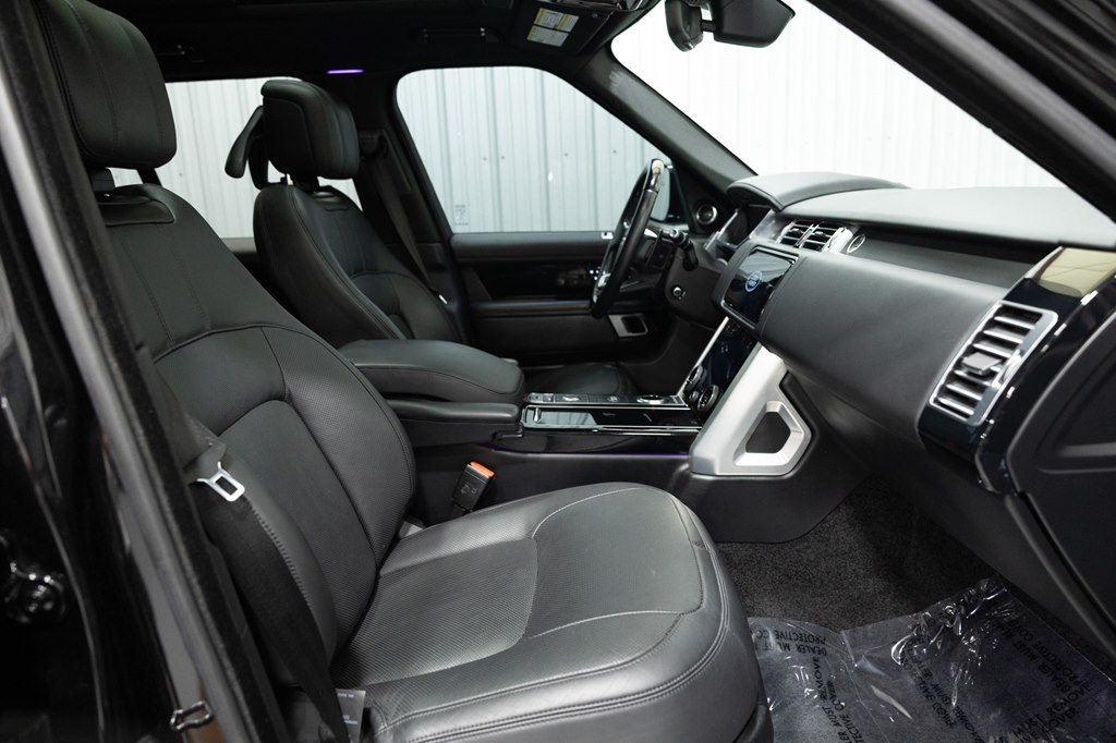 Photo 19 of this LAND ROVER RANGE ROVER