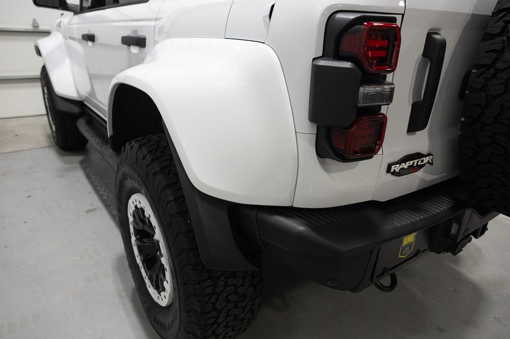 Photo 4 of this FORD BRONCO