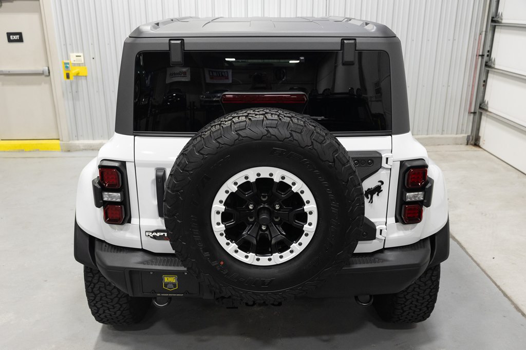 Photo 7 of this FORD BRONCO