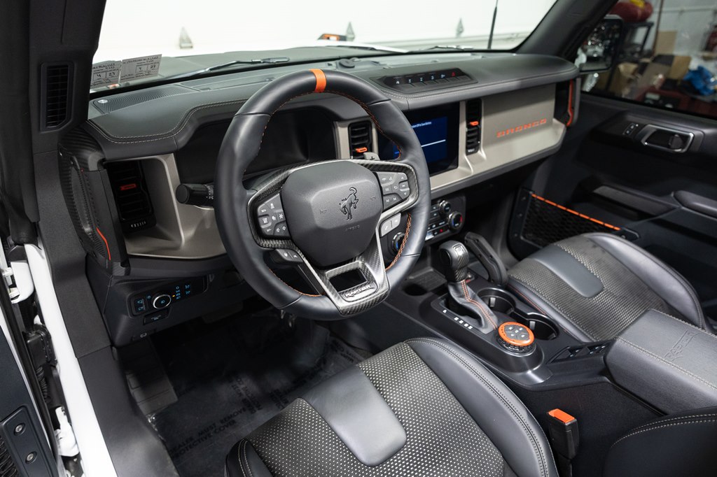Photo 15 of this FORD BRONCO