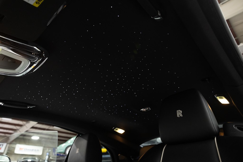 Photo 45 of this ROLLS-ROYCE WRAITH