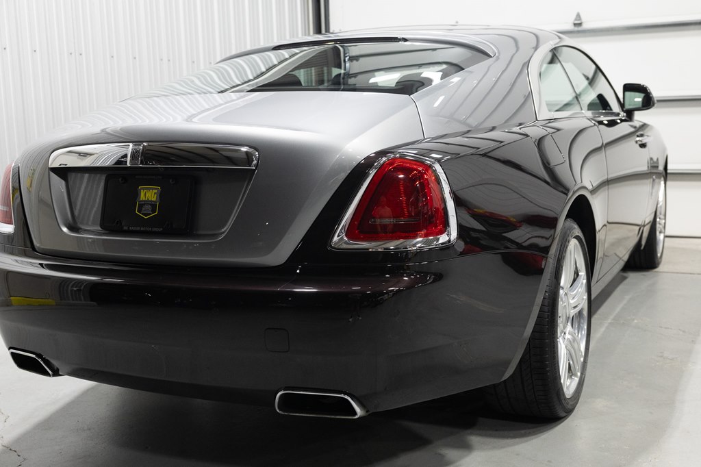 Photo 9 of this ROLLS-ROYCE WRAITH