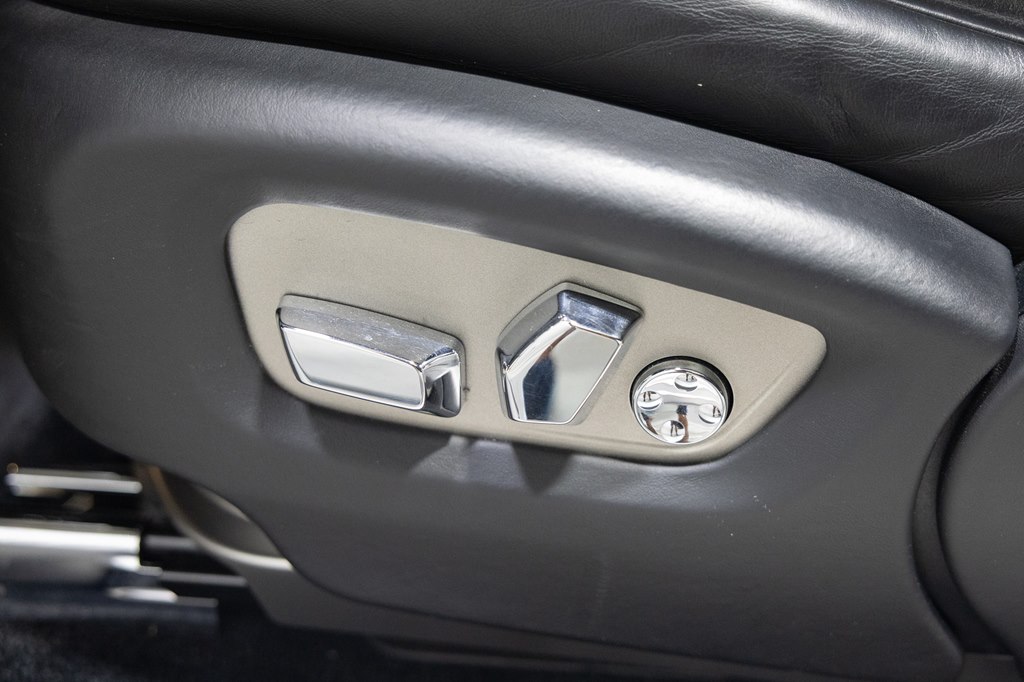 Photo 29 of this ROLLS-ROYCE WRAITH