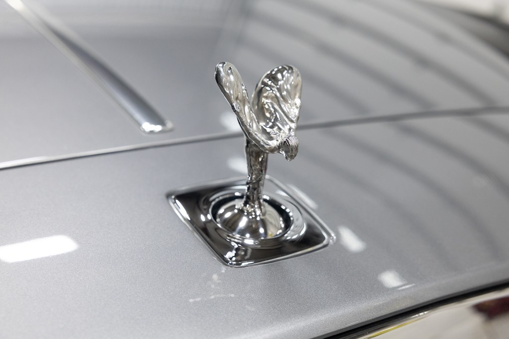 Photo 86 of this ROLLS-ROYCE WRAITH