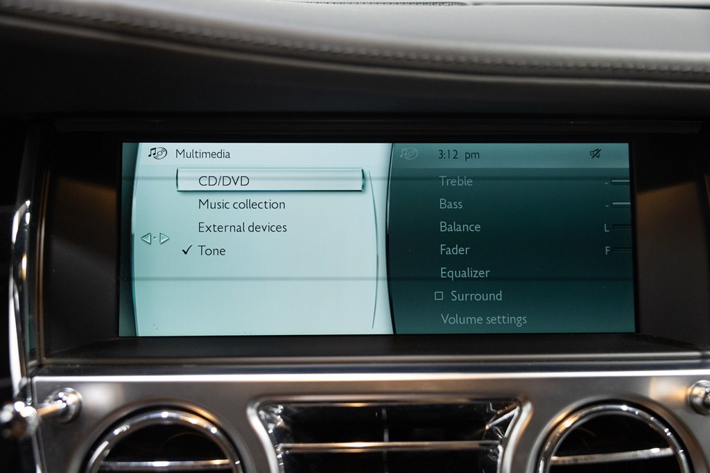 Photo 51 of this ROLLS-ROYCE WRAITH