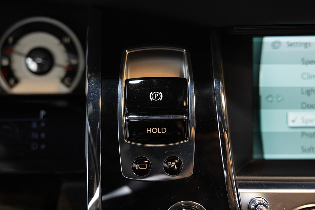 Photo 42 of this ROLLS-ROYCE WRAITH