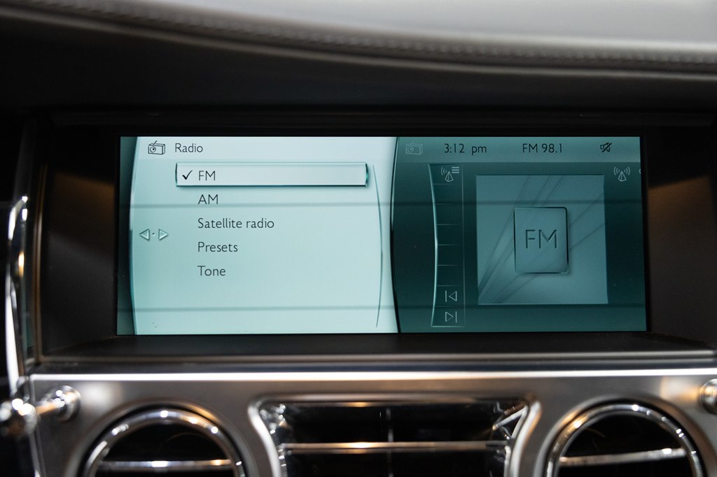 Photo 49 of this ROLLS-ROYCE WRAITH