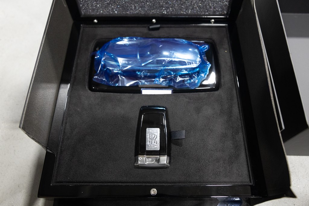 Photo 83 of this ROLLS-ROYCE WRAITH