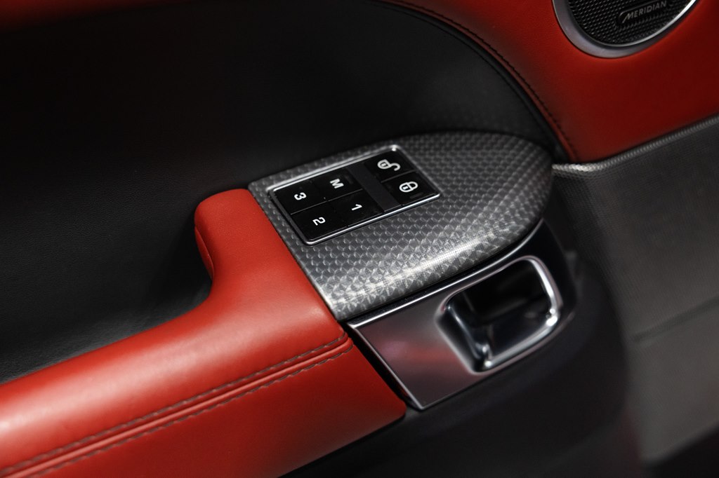 Photo 29 of this LAND ROVER RANGE ROVER SPO
