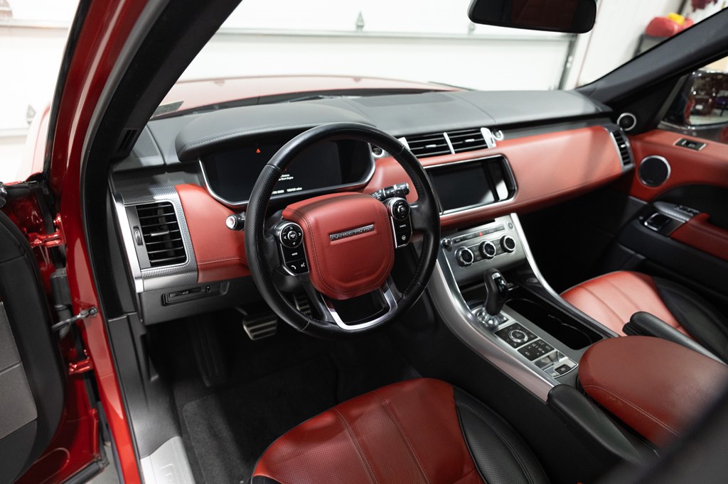 Photo 18 of this LAND ROVER RANGE ROVER SPO