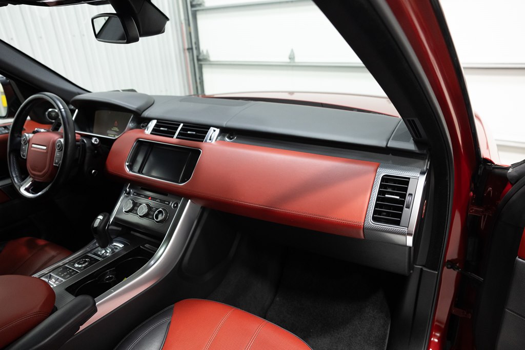 Photo 21 of this LAND ROVER RANGE ROVER SPO