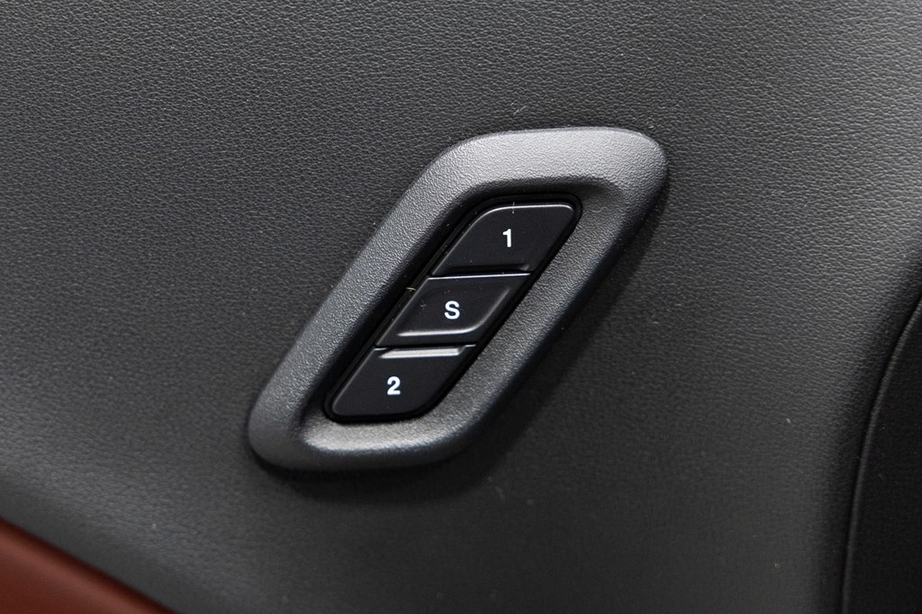 Photo 20 of this DODGE CHALLENGER