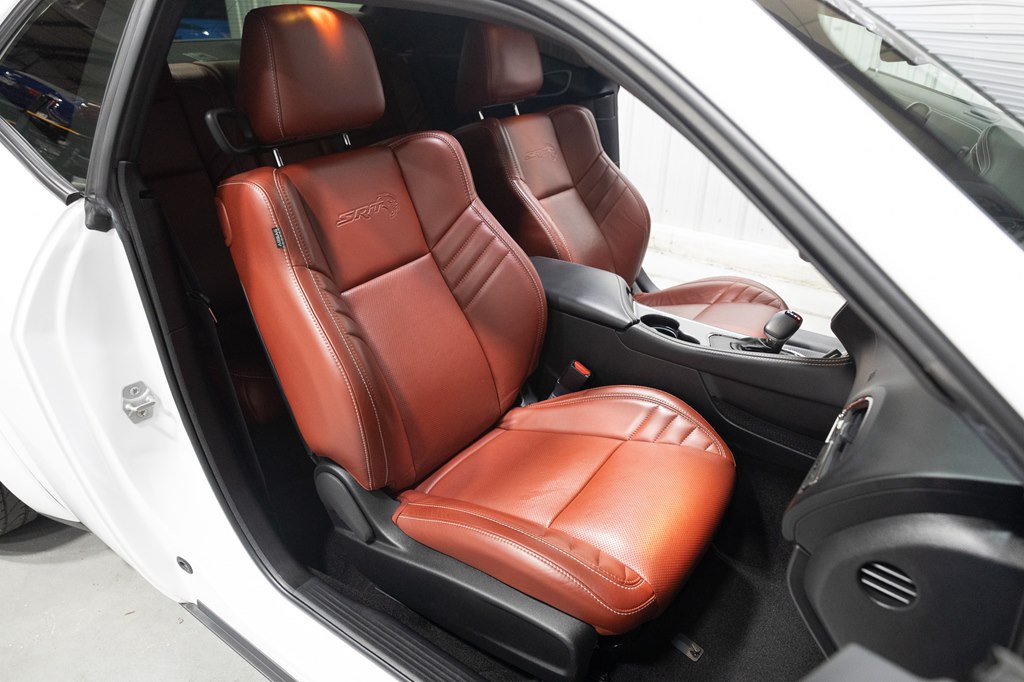 Photo 12 of this DODGE CHALLENGER
