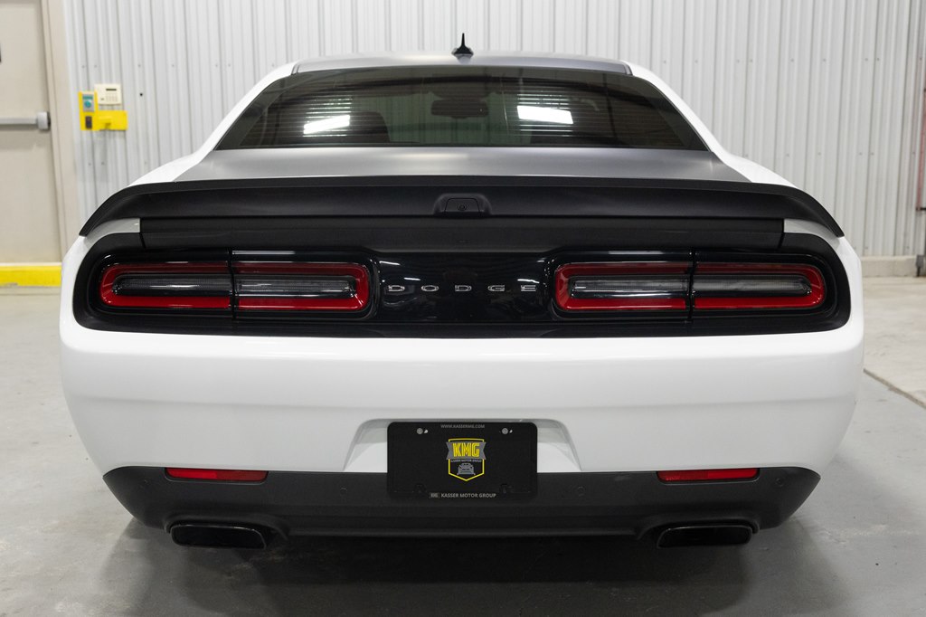 Photo 11 of this DODGE CHALLENGER
