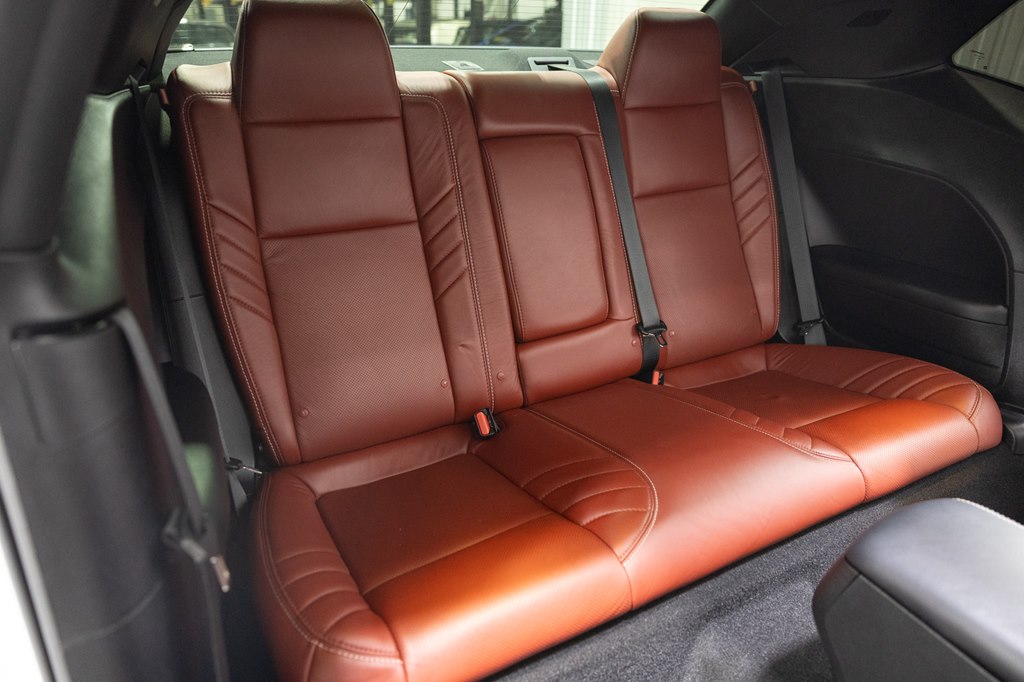 Photo 16 of this DODGE CHALLENGER