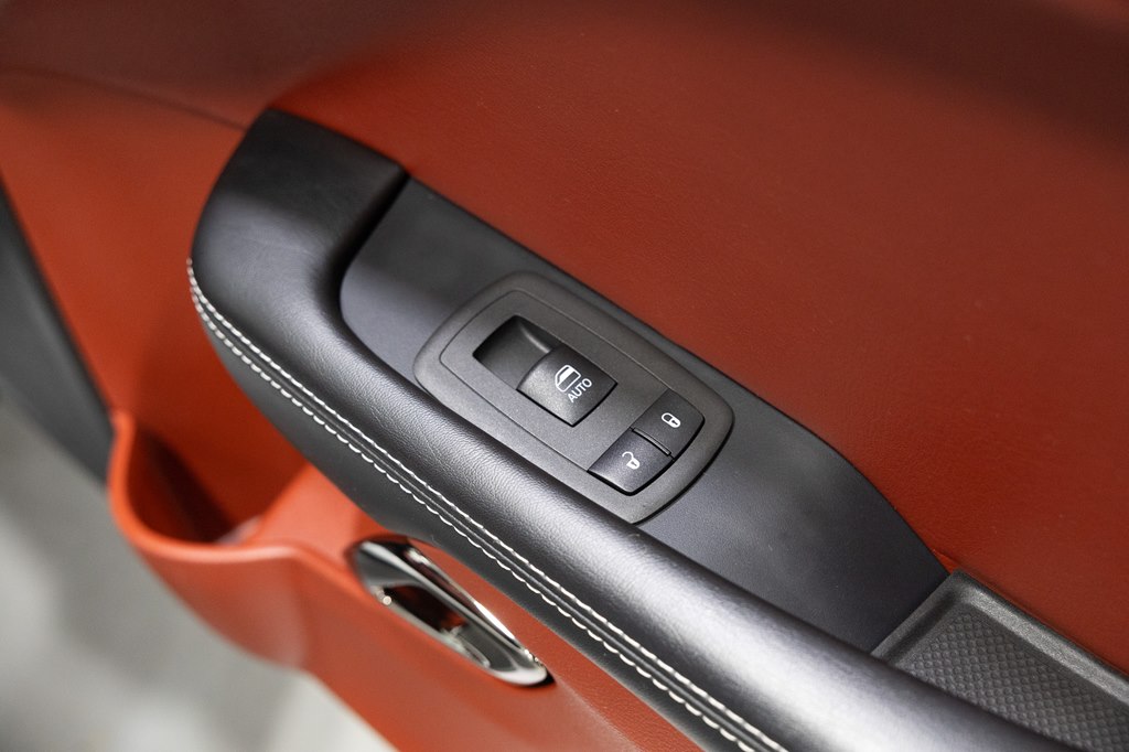 Photo 26 of this DODGE CHALLENGER