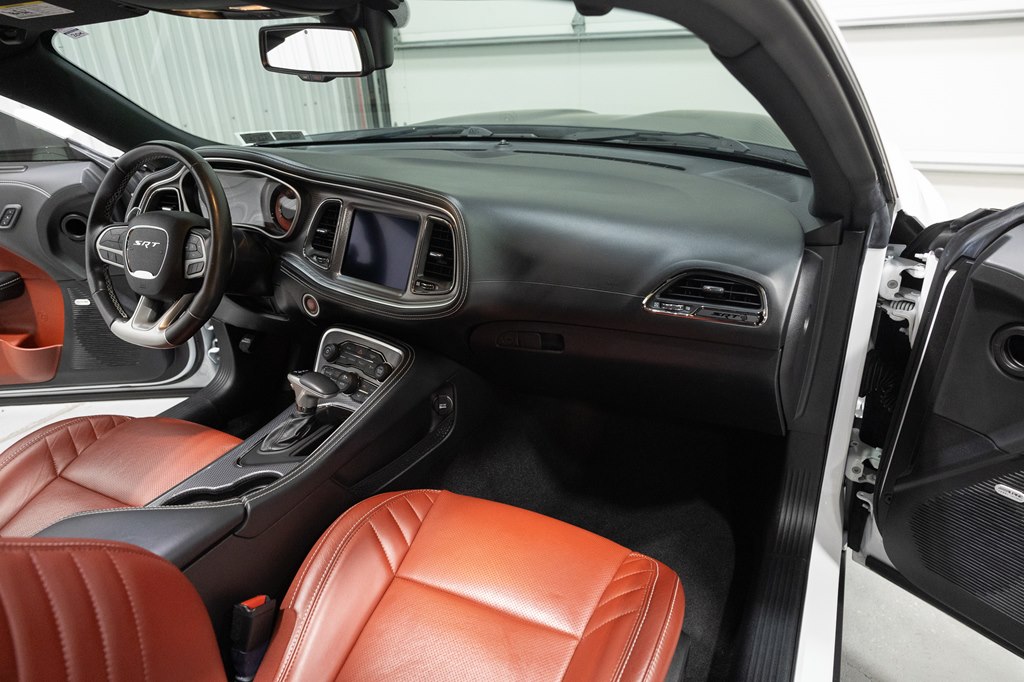 Photo 8 of this DODGE CHALLENGER
