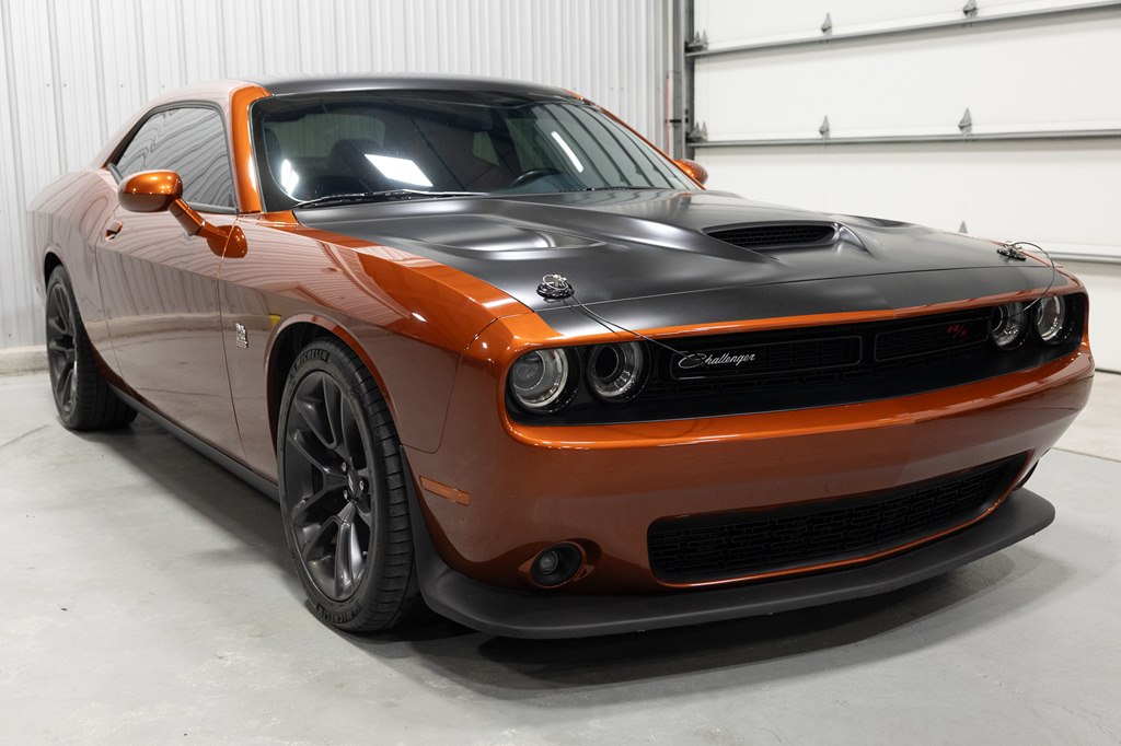 Photo 12 of this DODGE CHALLENGER