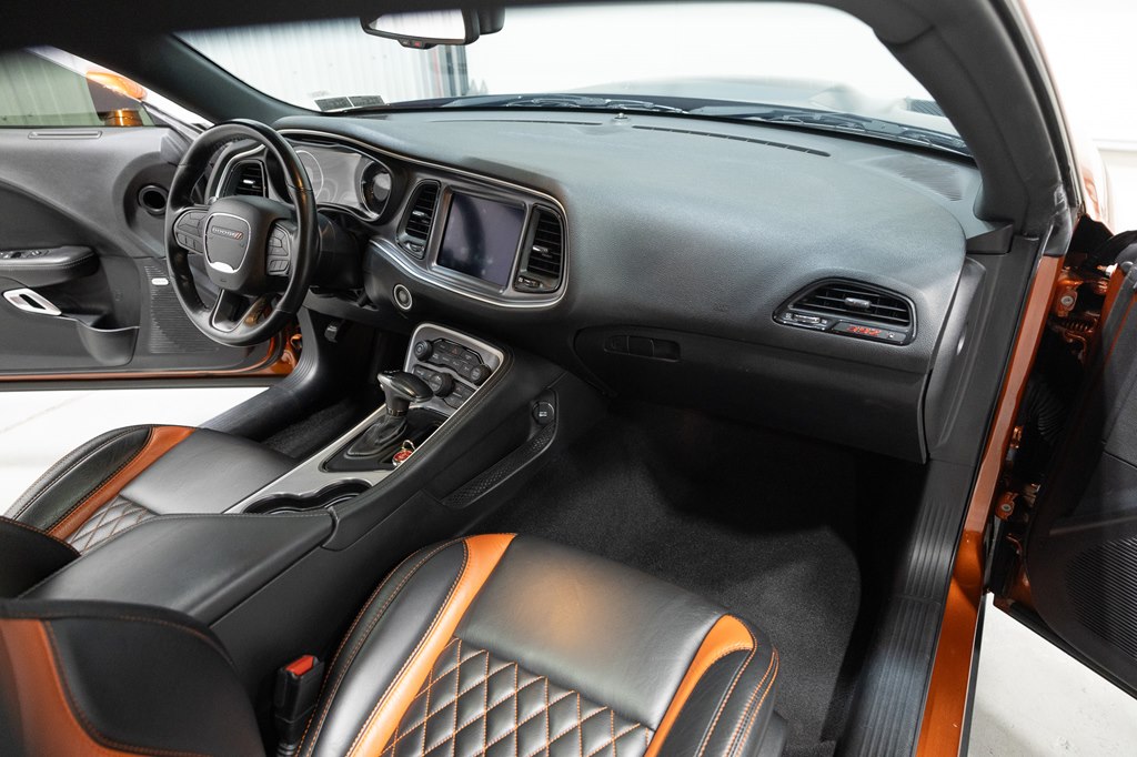 Photo 35 of this DODGE CHALLENGER
