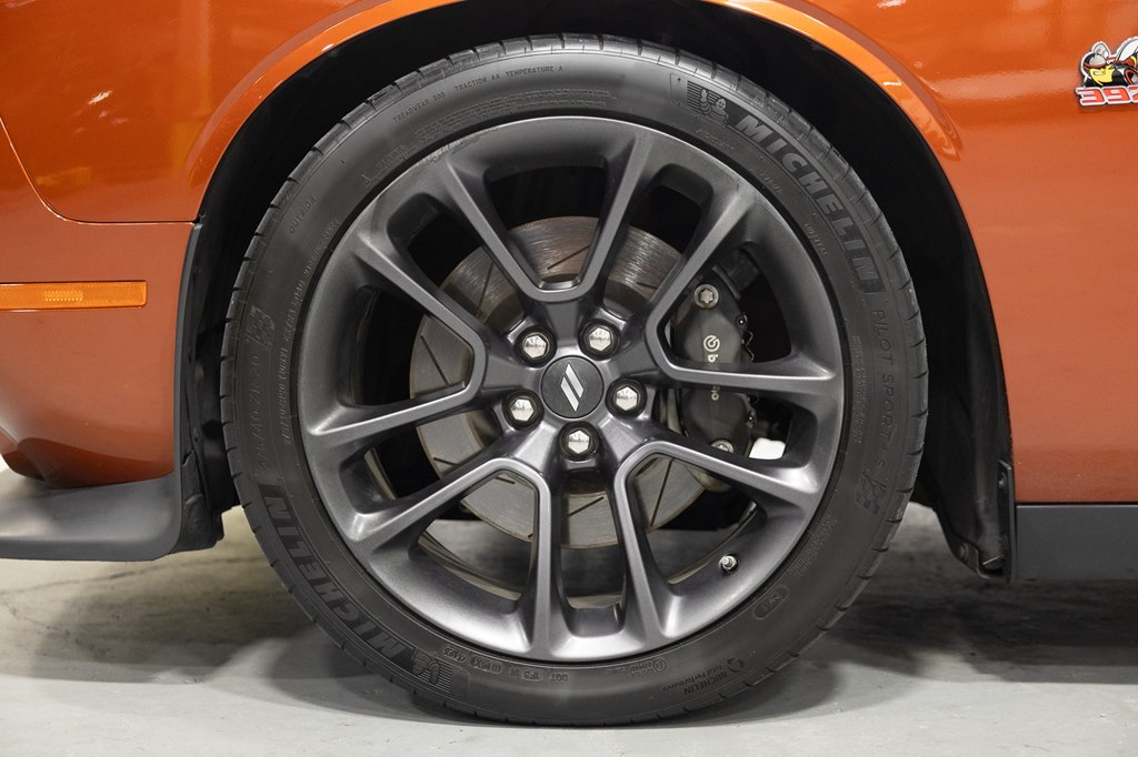 Photo 37 of this DODGE CHALLENGER