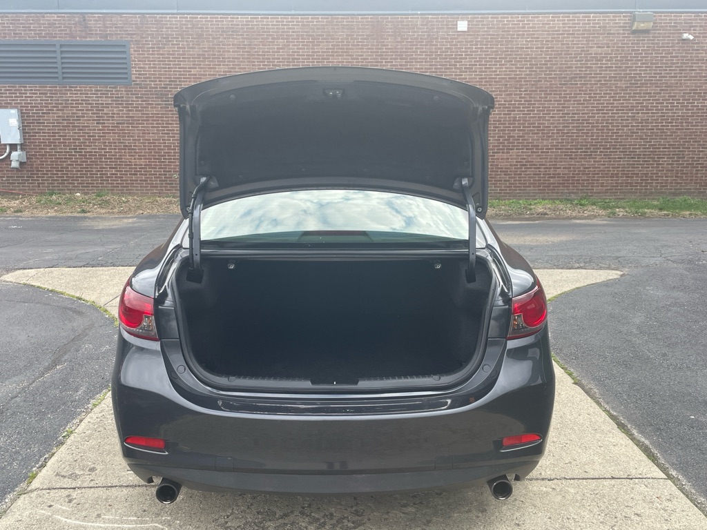 Photo 46 of this MAZDA 6
