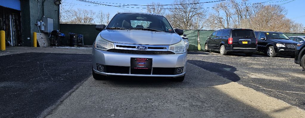 Photo 5 of this FORD FOCUS