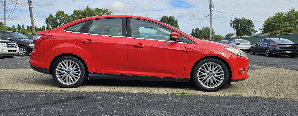Photo 3 of this FORD FOCUS