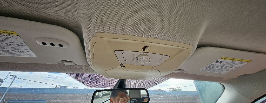 Photo 20 of this FORD FOCUS