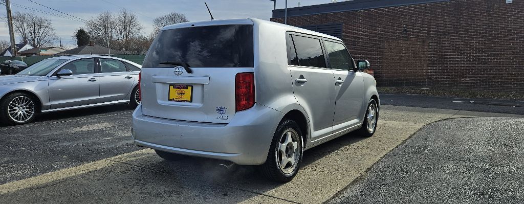 Photo 10 of this TOYOTA SCION XB
