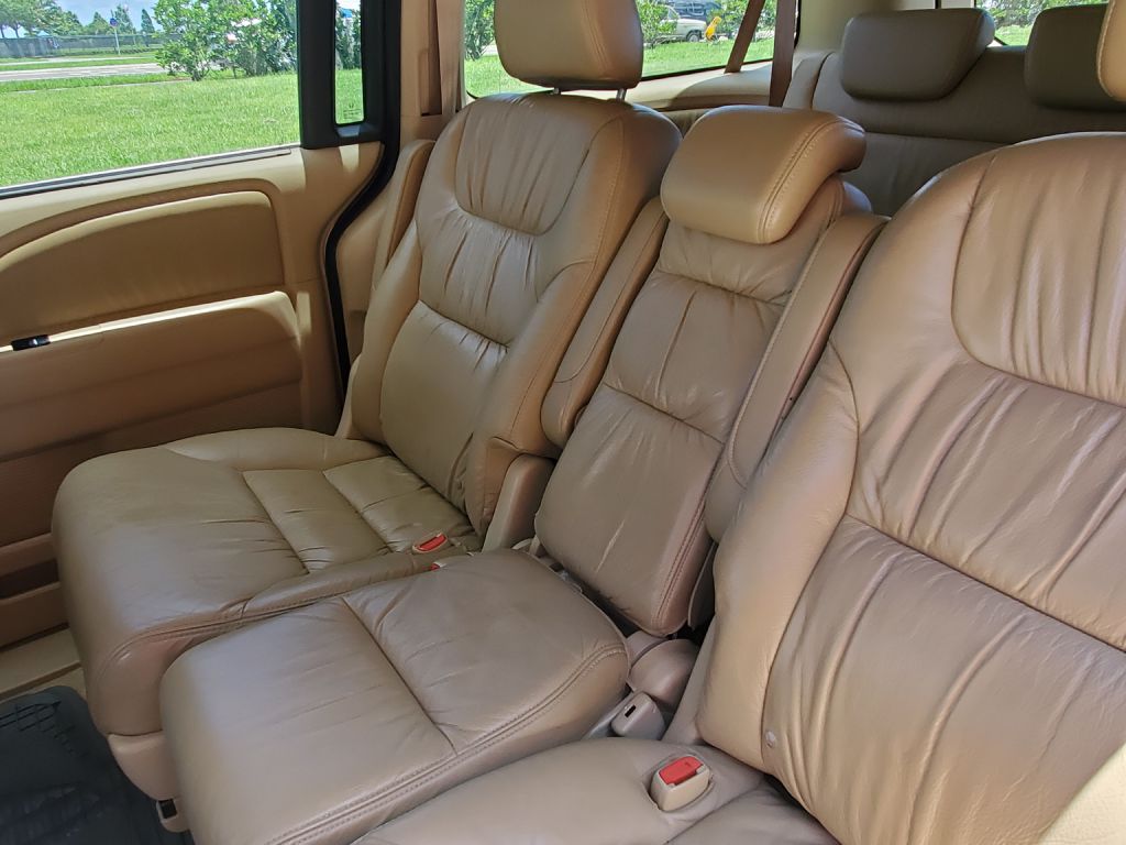 Photo 8 of this HONDA ODYSSEY